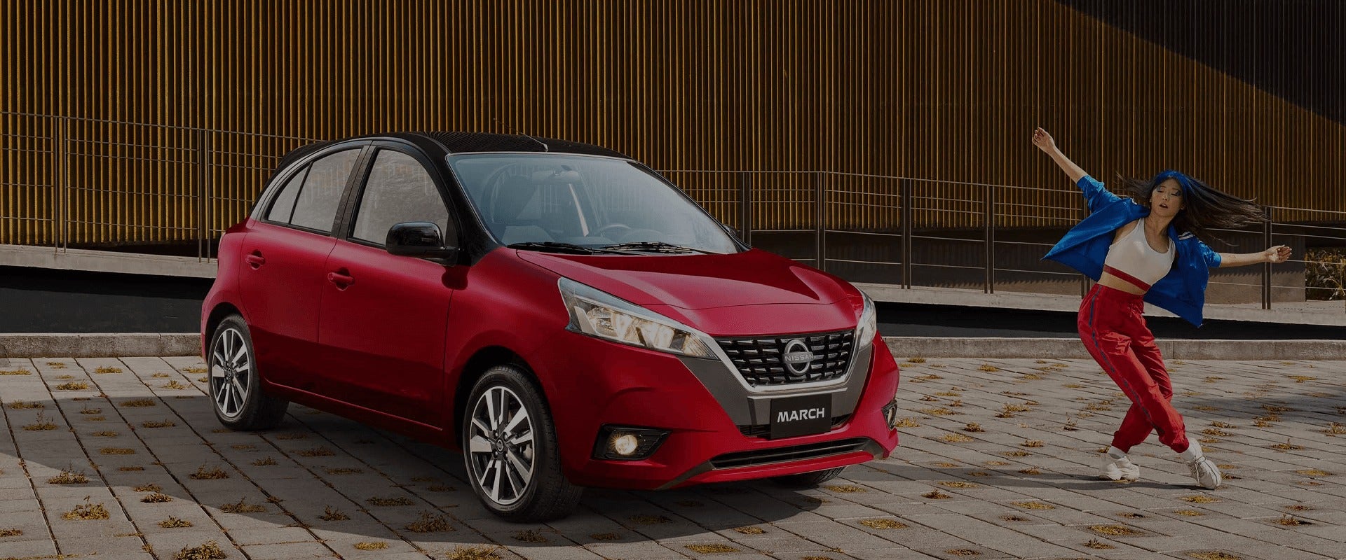 Nissan March Banner
